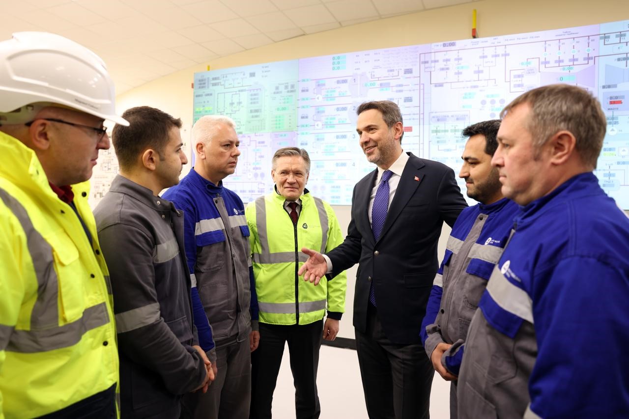 Bakan Bayraktar: "2050 yılına kadar n&uuml;kleer kapasitemizi 20 bin megavata ulaştıracağız"
