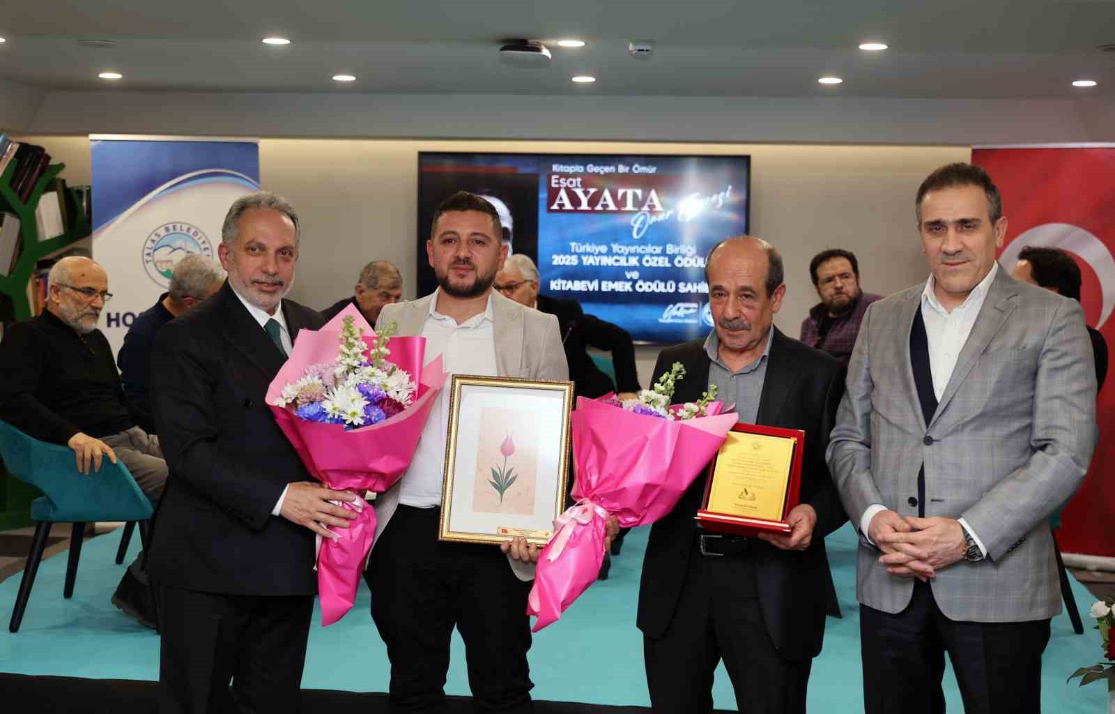 Talas&rsquo;ta edebiyat d&uuml;nyası, Esat Ayata&rsquo;yı anlattı
