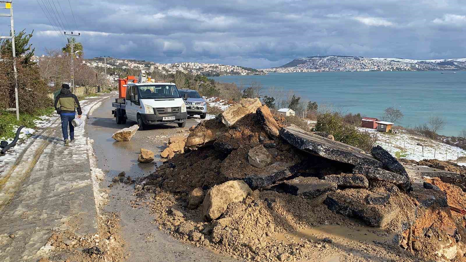 Sinop&rsquo;ta heyelan sonrası onarım mesaisi

