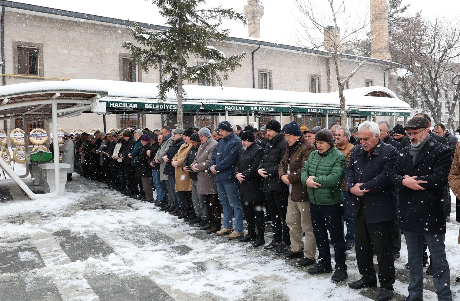 &Ouml;zkaya ailesinin acı g&uuml;n&uuml;
