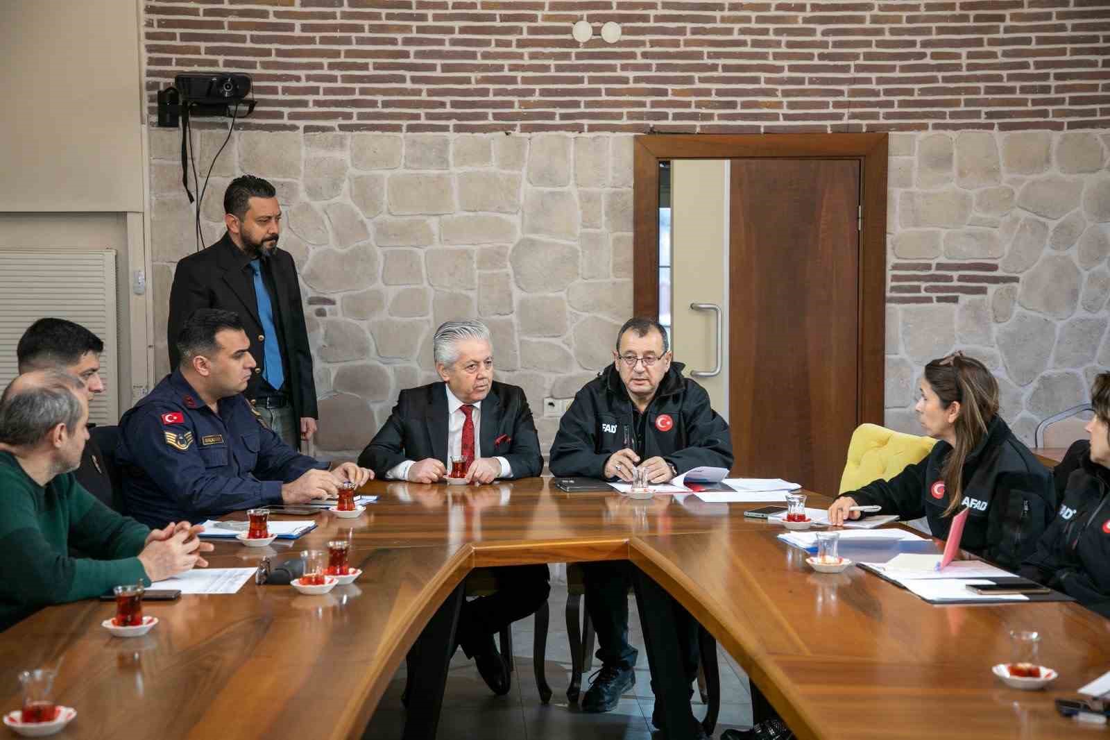 Eskişehir&rsquo;de afet hazırlıkları masaya yatırıldı
