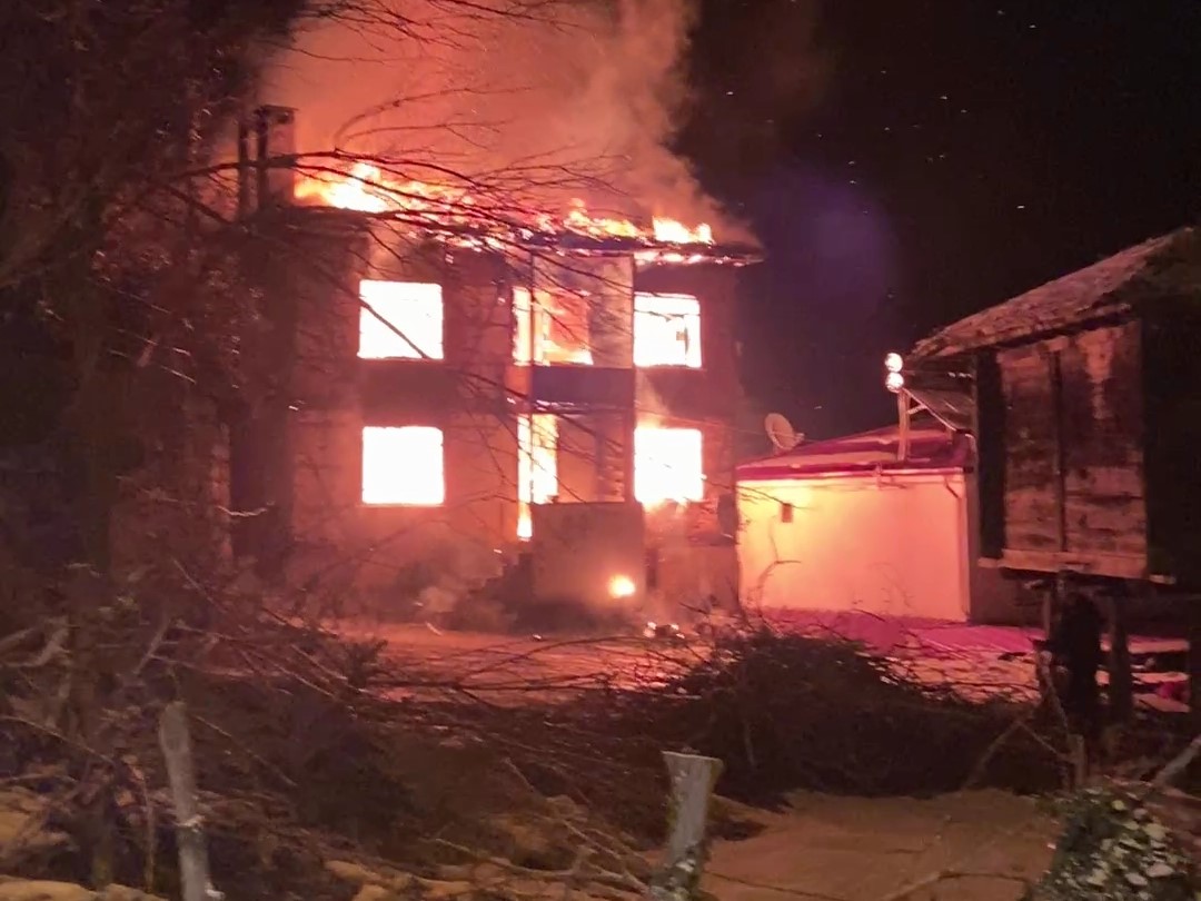 Ordu’da çıkan yangın sonrası müstakil ev kullanılamaz hale geldi