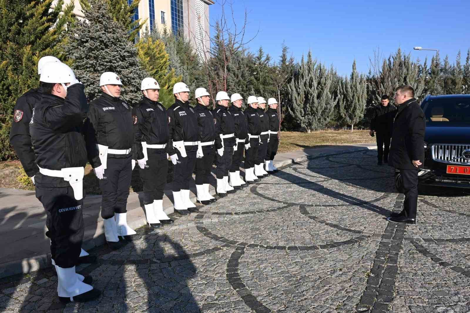 Kırıkkale Valisi Sarıibrahim: "T&uuml;rkiye Y&uuml;zyılı hedefleri doğrultusunda &ccedil;alışacağız"
