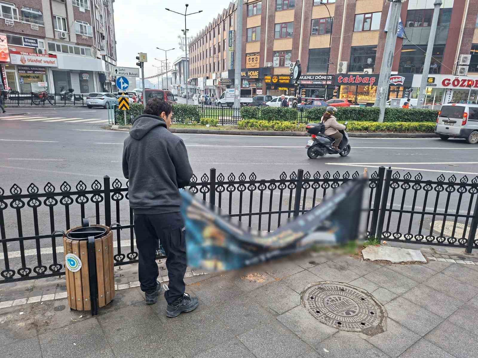 Tekirdağ’da zabıta ekiplerinden izinsiz afiş reklamlara denetim