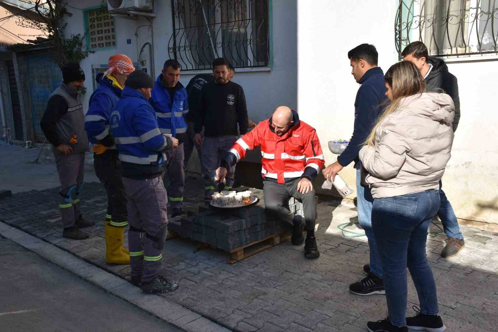 Germencik’te çaylar Başkan Zencirci’den