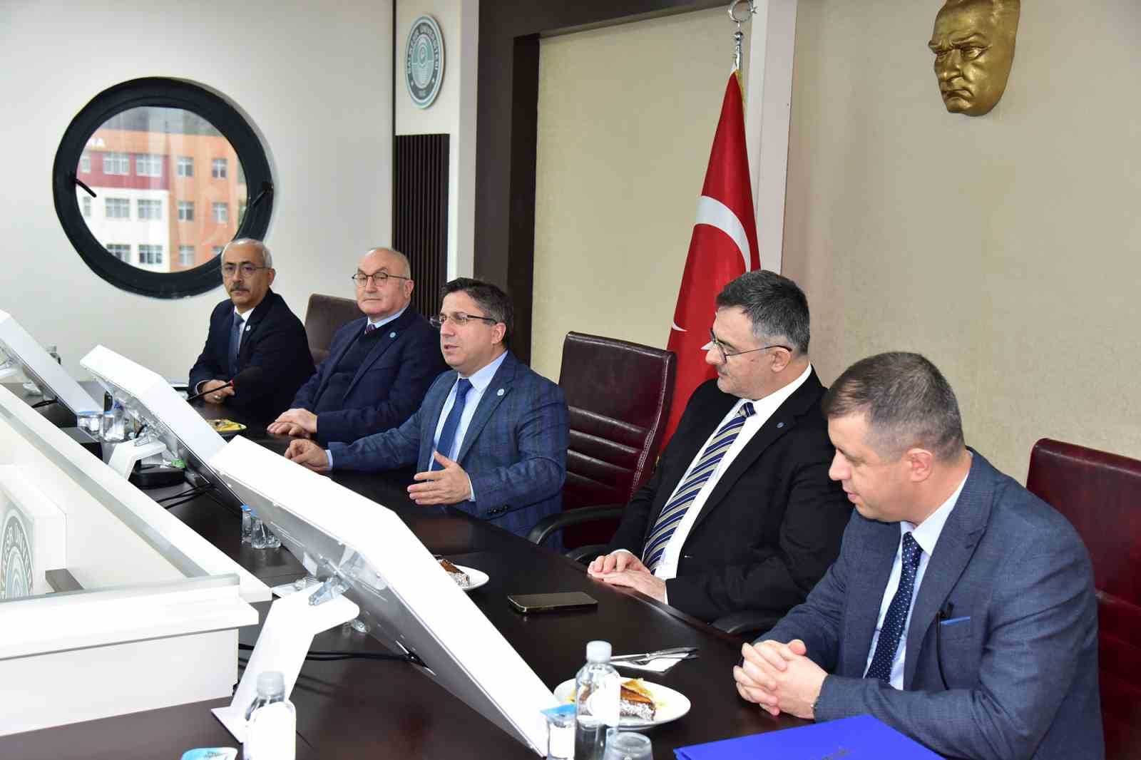 MEDEK akreditasyon belgeleri t&ouml;renle takdim edildi
