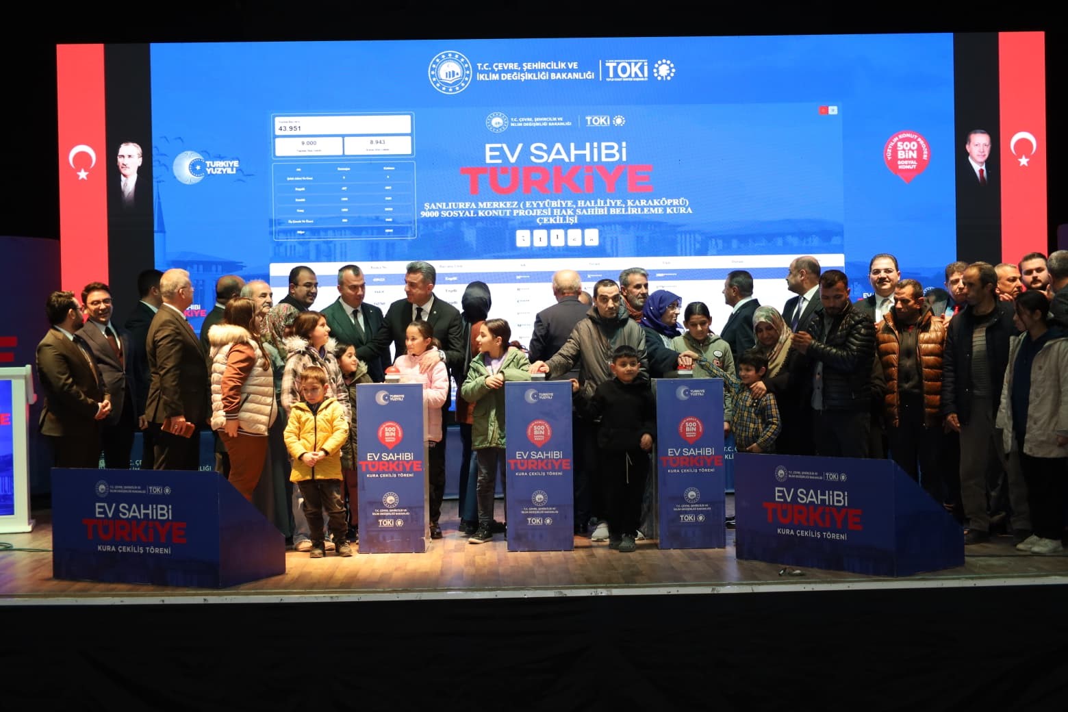 Şanlıurfa&rsquo;da 13 bin 790 sosyal konut i&ccedil;in kura heyecanı
