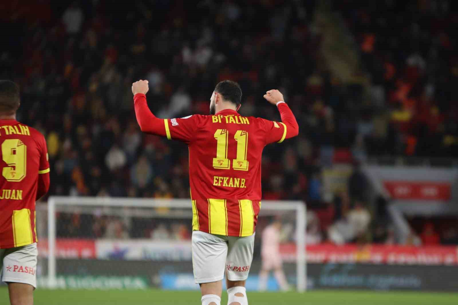 Trendyol S&uuml;per Lig: G&ouml;ztepe: 3 - &Ccedil;aykur Rizespor: 1 (Ma&ccedil; sonucu)
