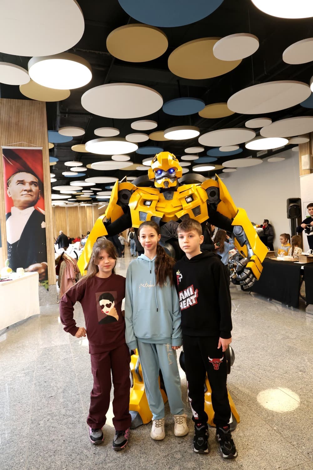 Osmangazi Belediyesi s&ouml;mestr tatilinde &ccedil;ocukları bilimle buluşturdu
