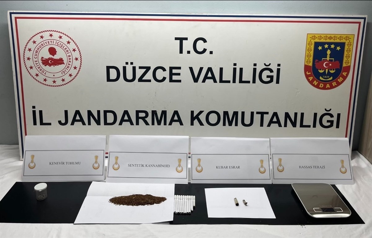 Jandarma ekipleri uyuşturucu ile mücadelesini sürdürüyor