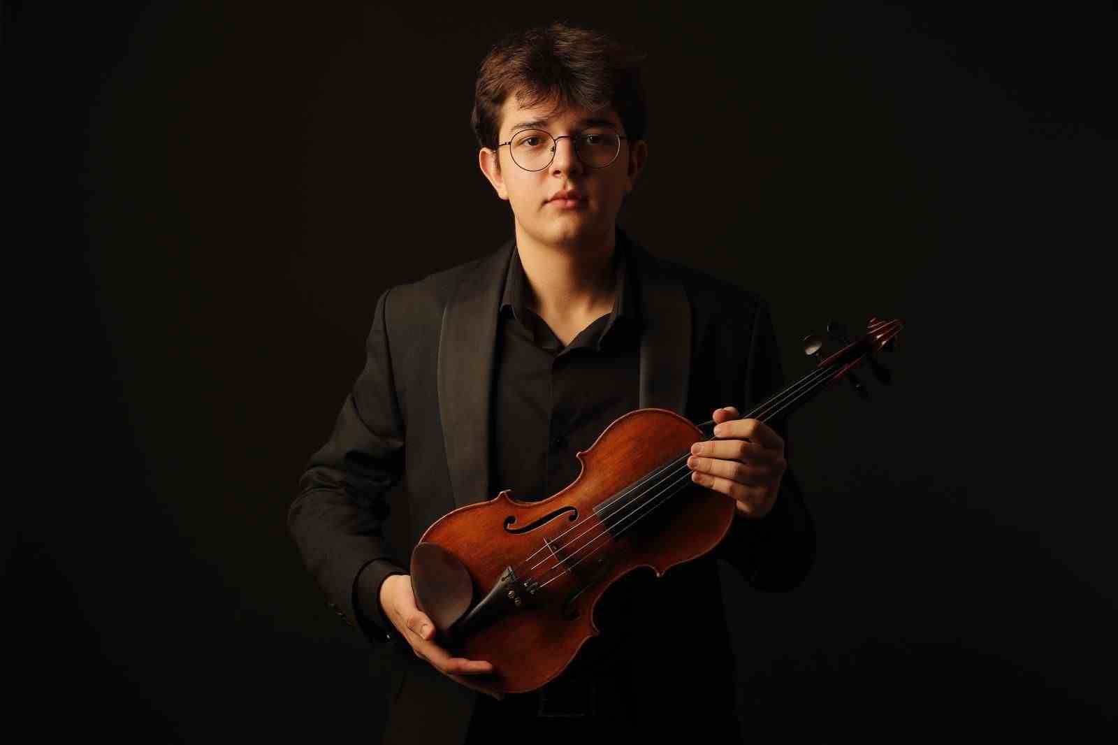 İDSO DenizBank Konserleri’nde Wolfgang Amadeus Mozart’ın ve Jean Sibelius’un eserleri yorumlanacak