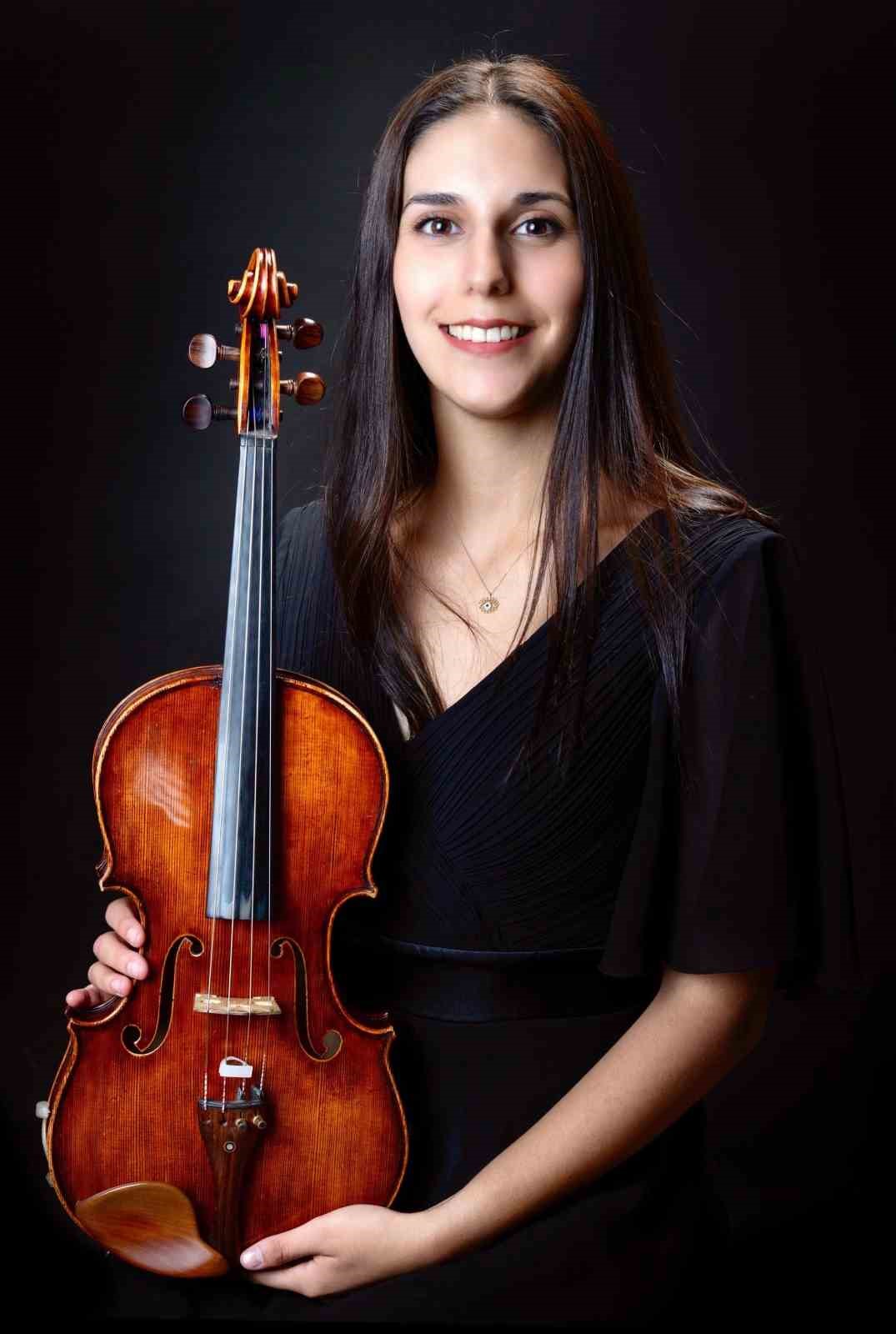 İDSO DenizBank Konserleri&rsquo;nde Wolfgang Amadeus Mozart&rsquo;ın ve Jean Sibelius&rsquo;un eserleri yorumlanacak
