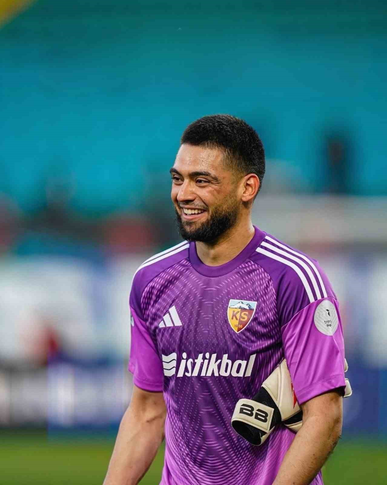 Kayserisporlu Bilal Bayezit: "Hedefimiz ligde kalmak"