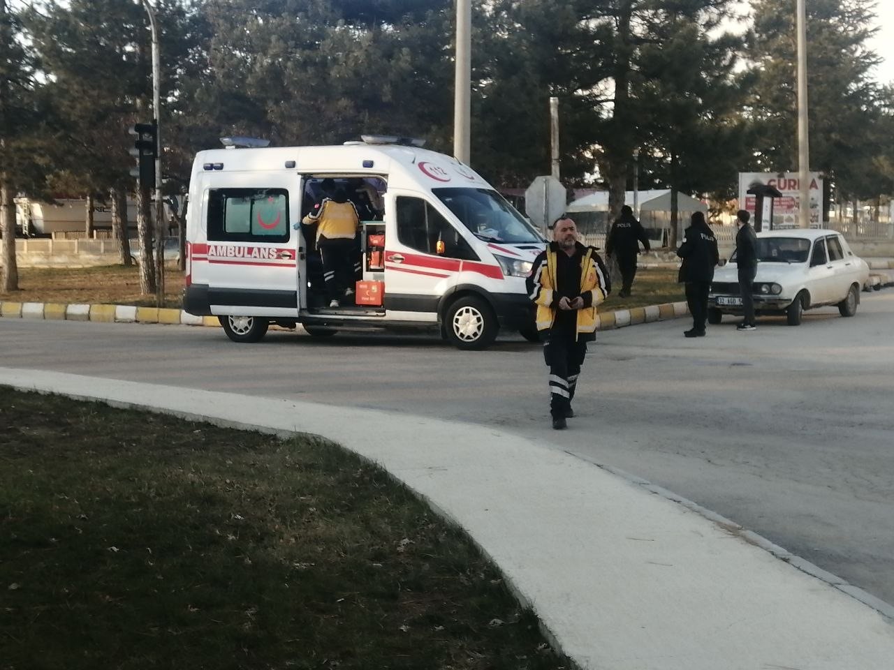 Yalvaç’ta otomobil ile motosiklet çarpıştı: 1 yaralı