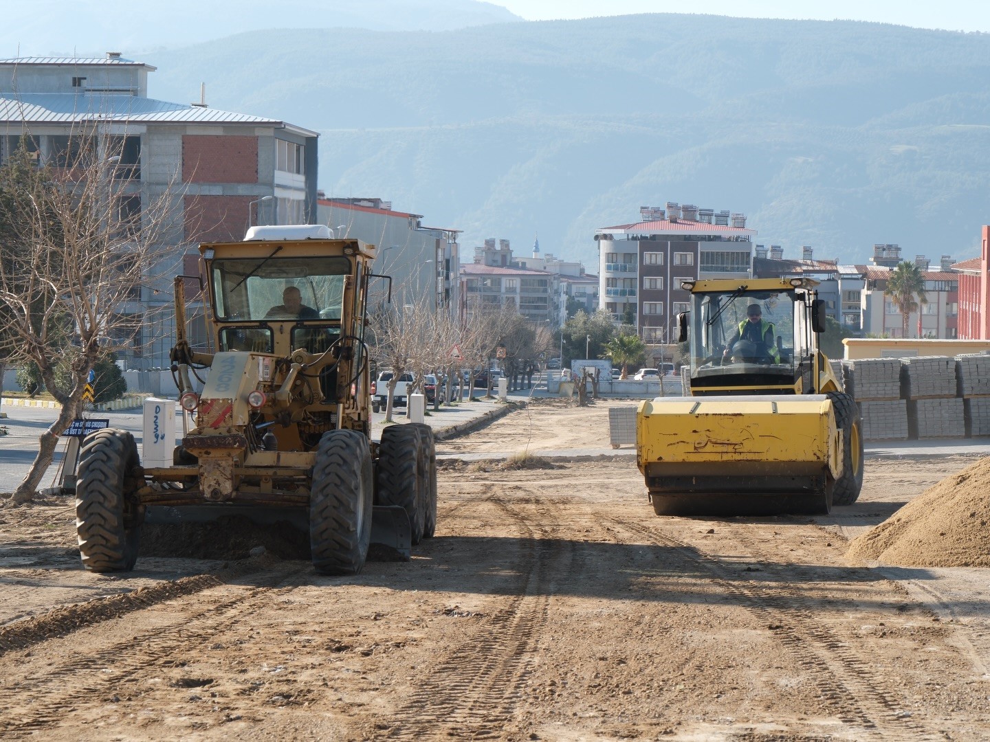 Başkan Erol, okullar b&ouml;lgesine nefes aldıracak projeyi inceledi
