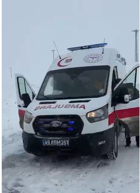 Muş&rsquo;ta 303 k&ouml;y yolu ulaşıma kapandı
