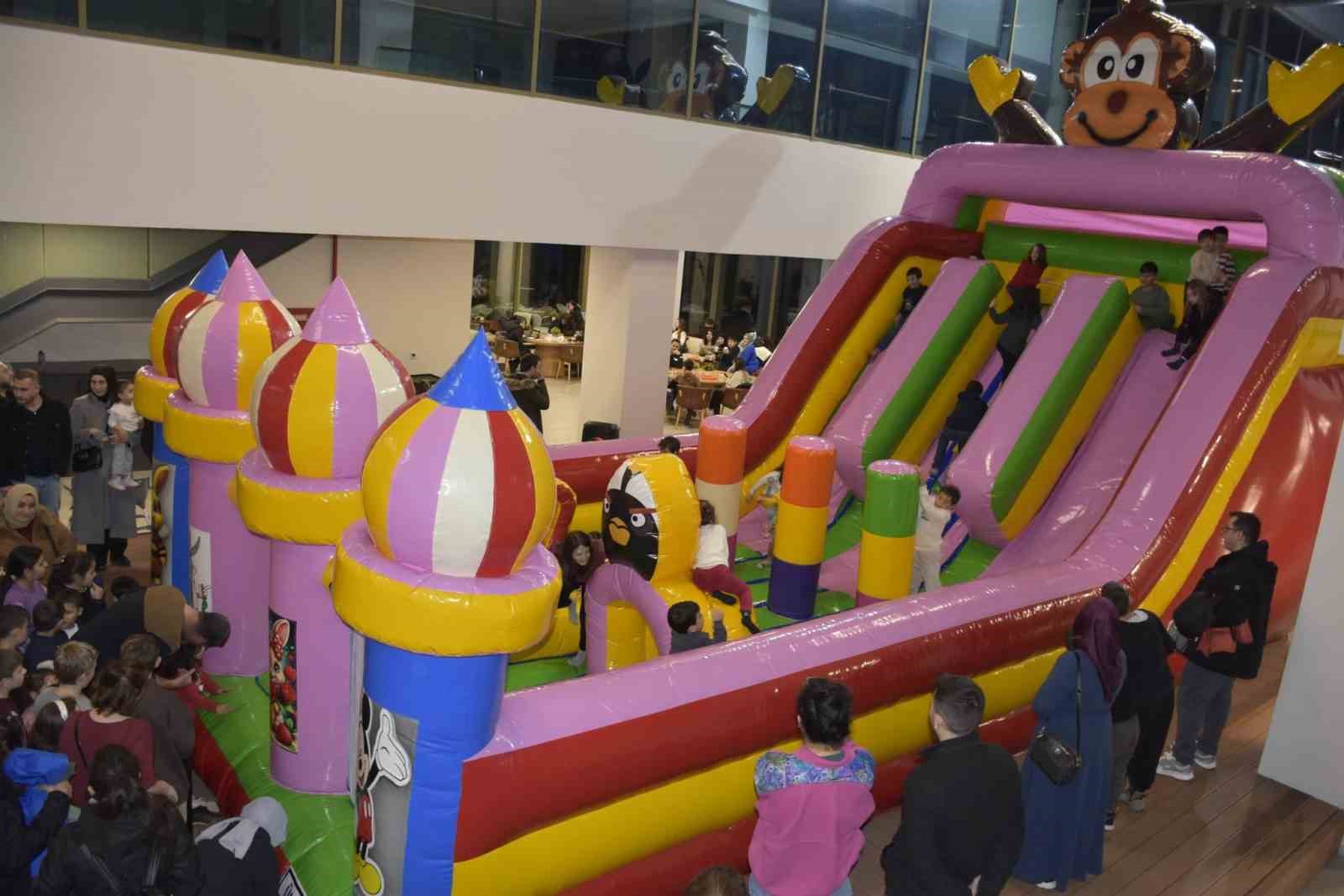 Karacabey&rsquo;de S&ouml;mestr &ccedil;oşkusu start aldı
