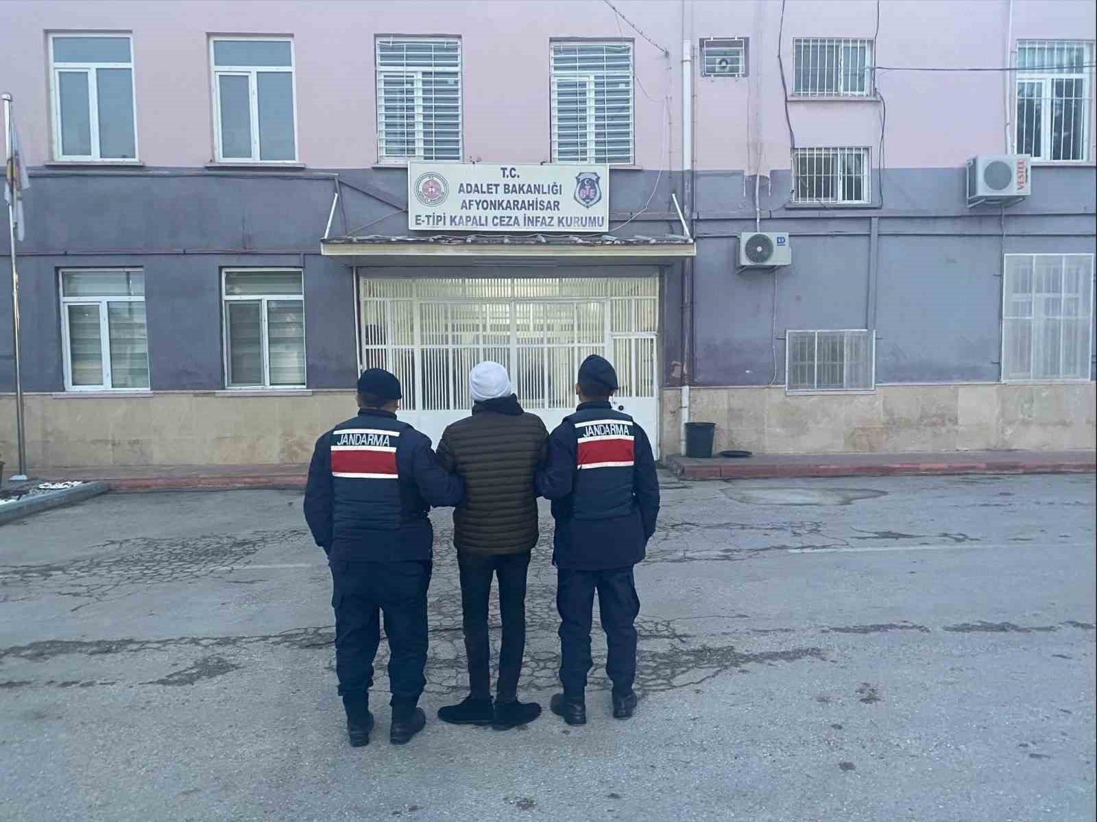 Çeşitli suçlardan aranan 13 kişi tutuklandı