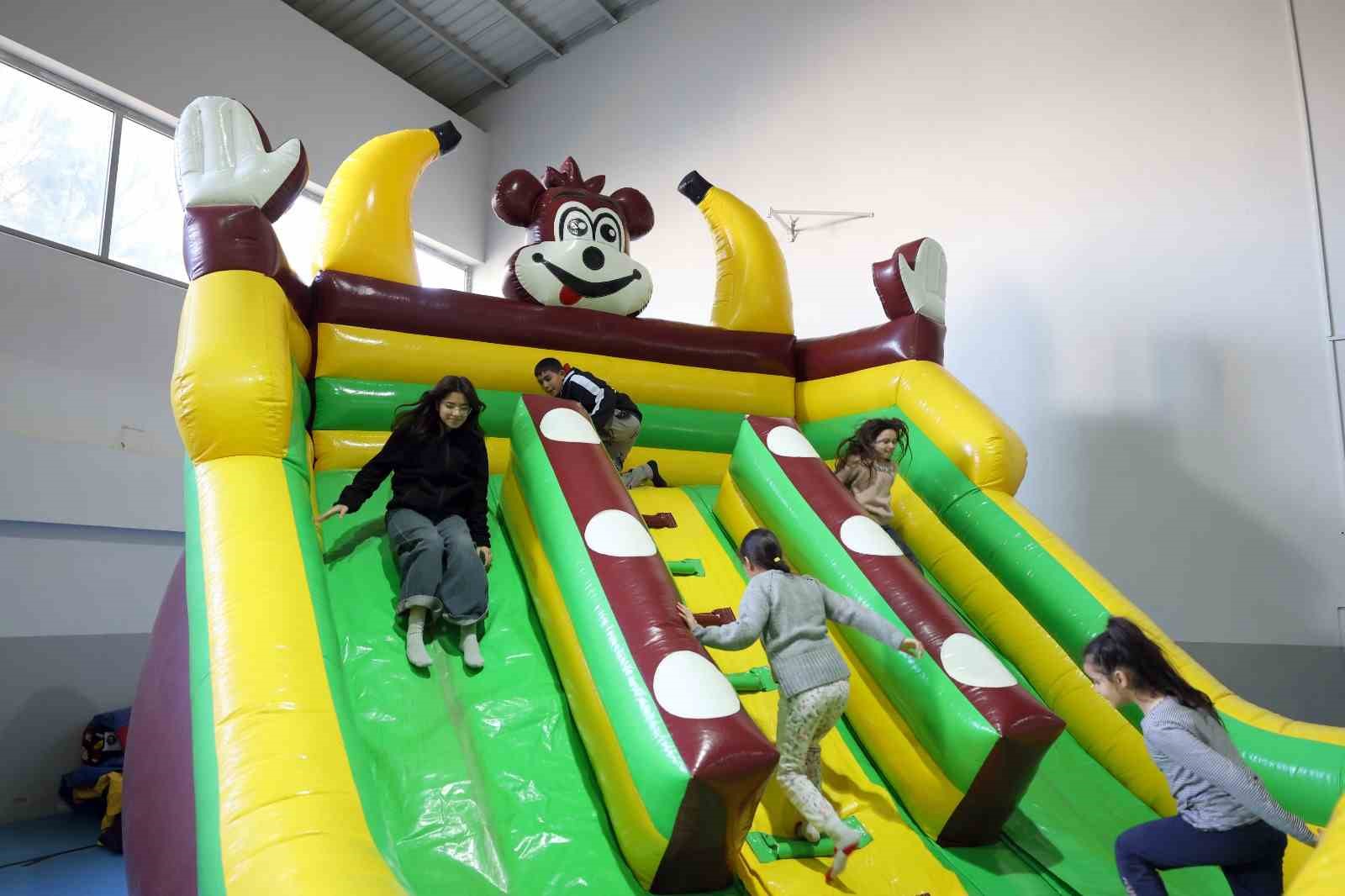 Başkan &Ccedil;er&ccedil;ioğlu Nazilli&rsquo;de &ccedil;ocukları Yarıyıl Karne Şenliği ile buluşturdu
