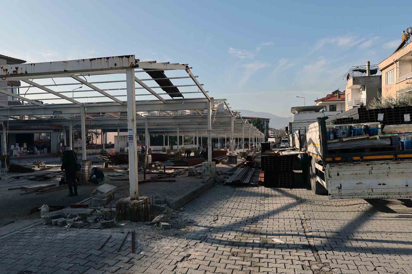Yatağan pazaryeri modern ve konforlu bir yapıya kavuşuyor
