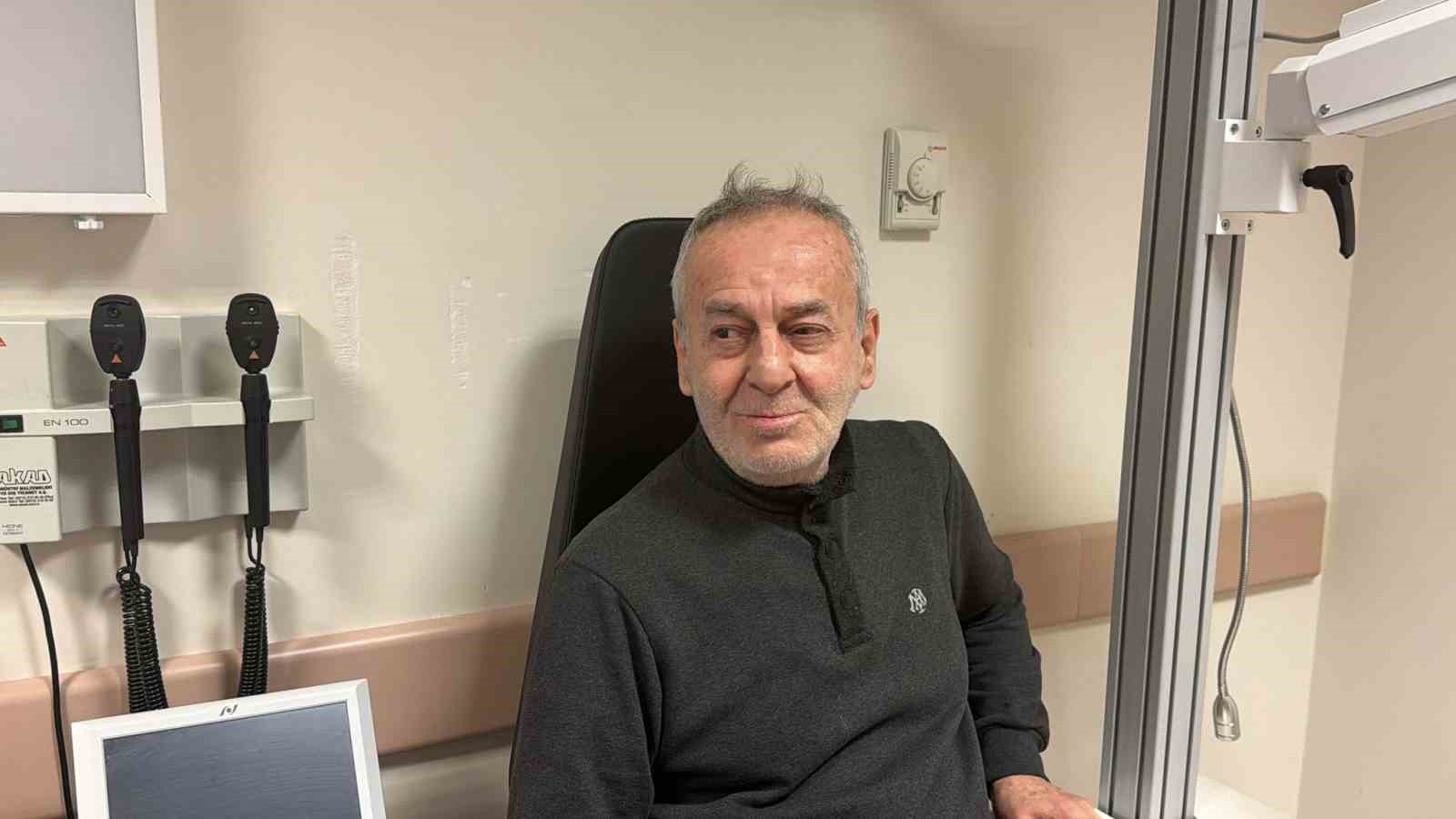 Sol g&ouml;z&uuml; g&ouml;rmeyen hasta Eskişehir&rsquo;de yapılan kornea nakli sayesinde iyileşti
