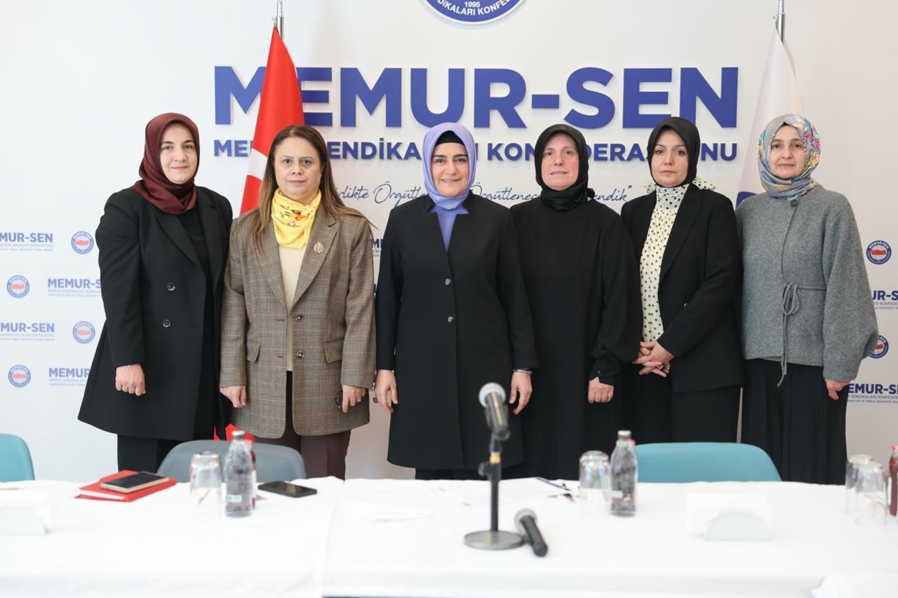 Eğitim-Bir-Sen Kadın Komisyonu Başkanı Aydın: "Kadınlar çalışmak istiyor ama anne de olmak istiyor"
