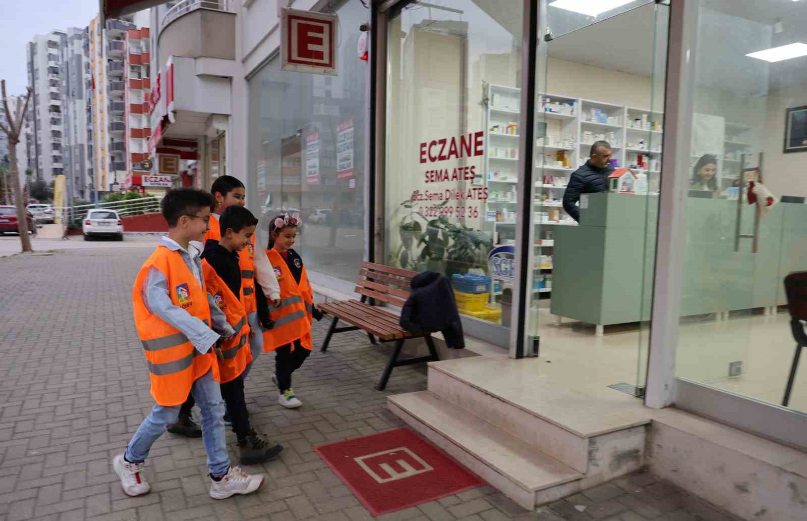 Yaşları k&uuml;&ccedil;&uuml;k, y&uuml;rekleri b&uuml;y&uuml;k
