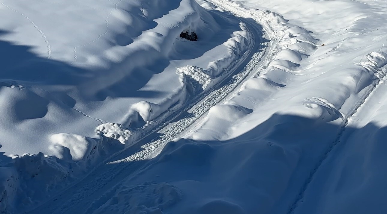 Hakkari kar yağışı: 51 yerleşim yerinin yolu kapandı
