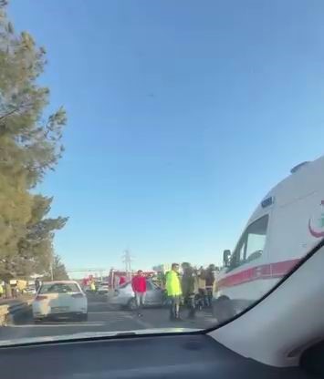 Diyarbakır&rsquo;da trafik kazası: 1 &ouml;l&uuml;, 1 yaralı
