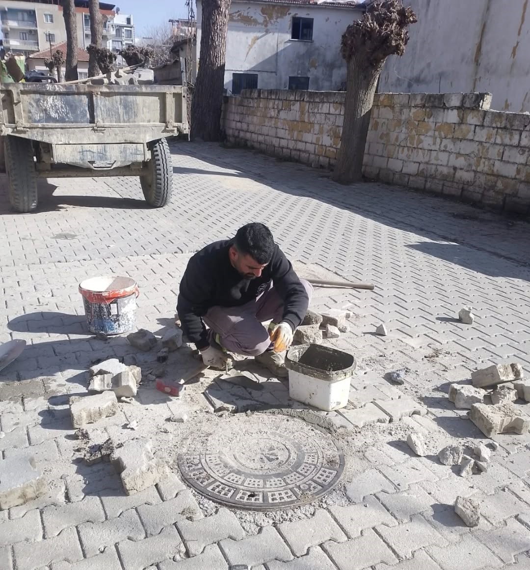 Germencik&rsquo;te sokaklar yenileniyor
