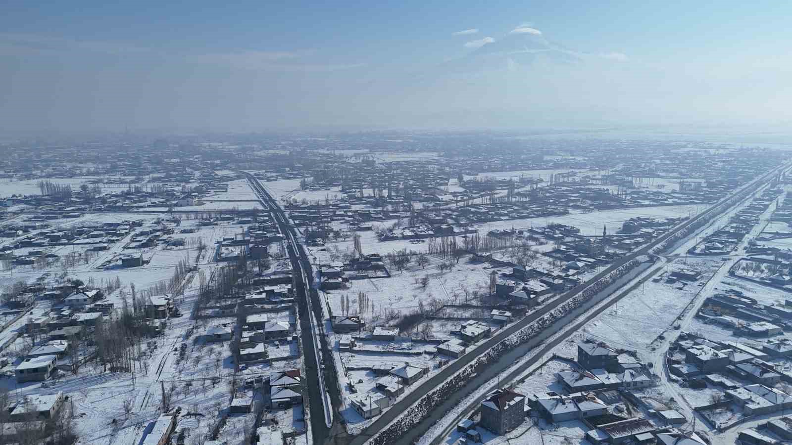 Iğdır’da kış güzelliği havadan görüntülendi