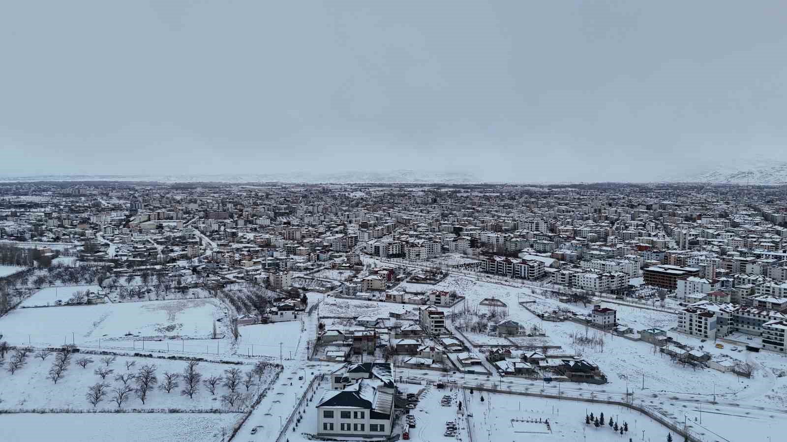 Iğdır&rsquo;da kış g&uuml;zelliği havadan g&ouml;r&uuml;nt&uuml;lendi
