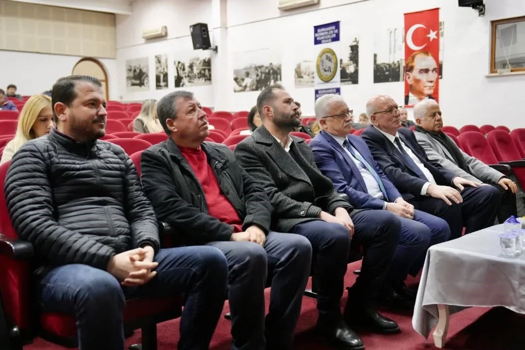 Burhaniye&rsquo; de Berberler ve Kuaf&ouml;rler Odası se&ccedil;imi yapıldı
