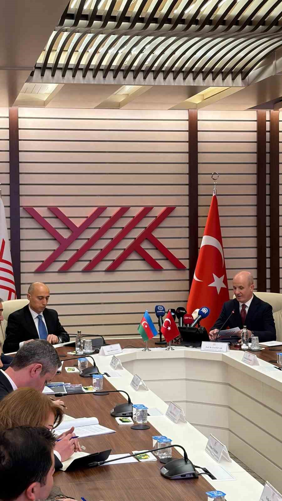 Y&Ouml;K Başkanı &Ouml;zvar: "Karabağ &Uuml;niversitesi, b&ouml;lgenin ilim ve irfan merkezi olma yolunda emin adımlarla ilerlemektedir"
