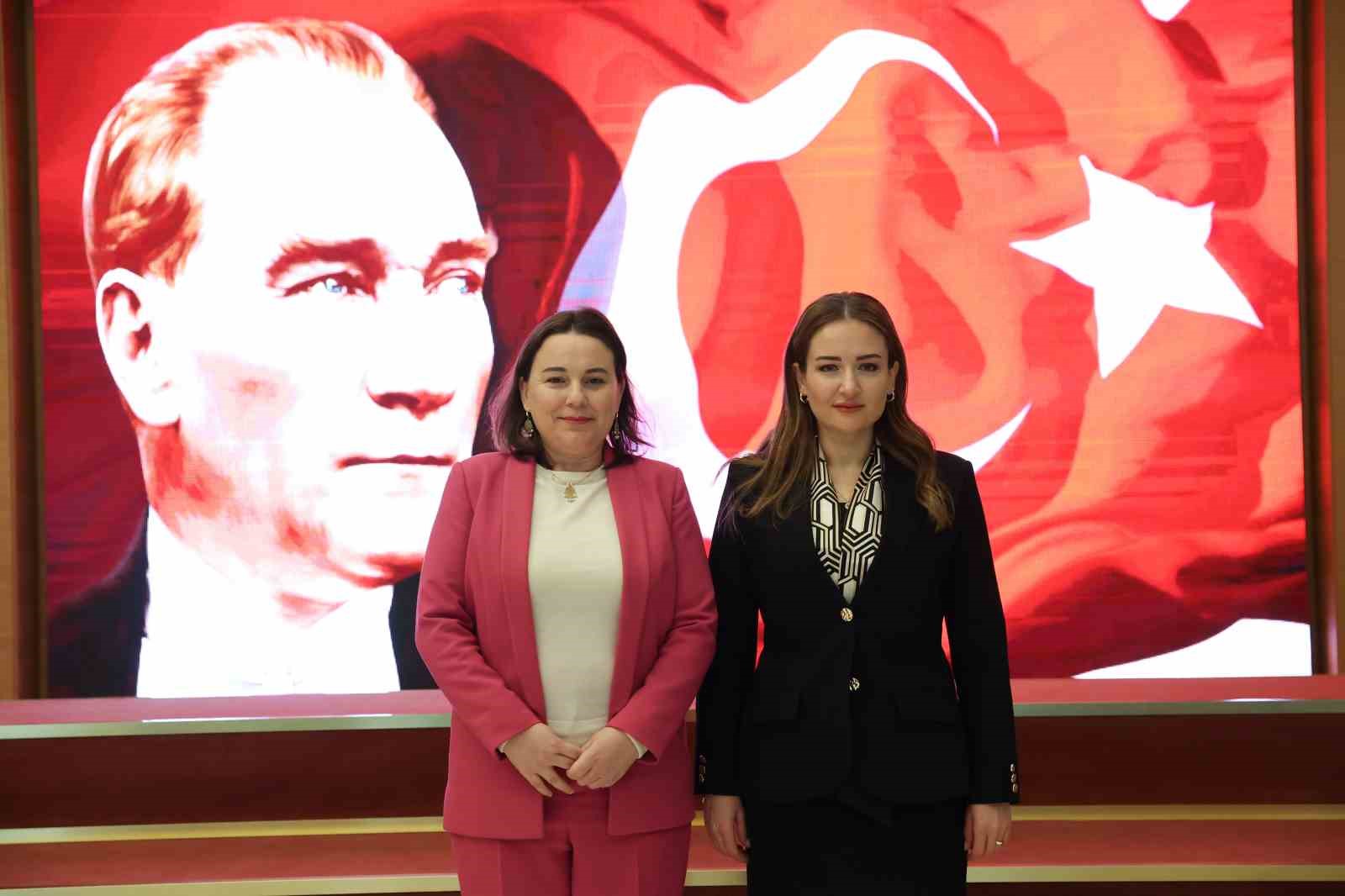 Antalya B&uuml;y&uuml;kşehir Belediye Başkan Vekili &Ouml;zdemir: "COP31 s&uuml;recinde iklimin başkenti olacağız"
