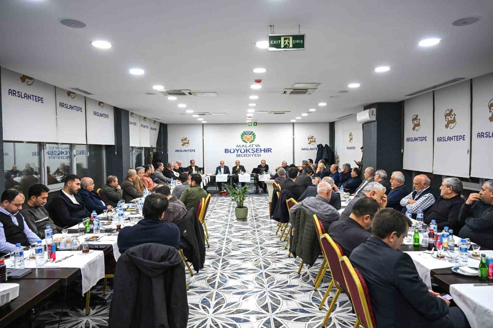 İş insanlarıyla bir araya gelen Başkan Er: "Malatya&rsquo;nın geleceğini inşa ediyoruz"
