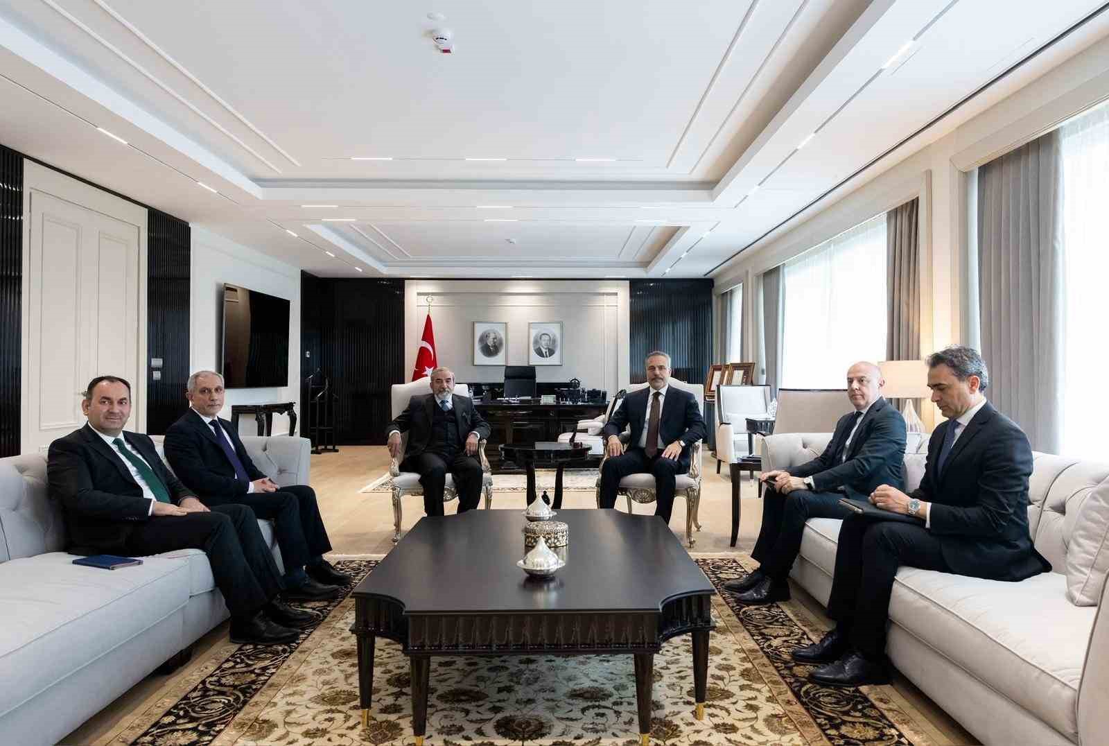 Bakan Fidan, KİB Genel Sekreteri Bahaddin’i kabul etti