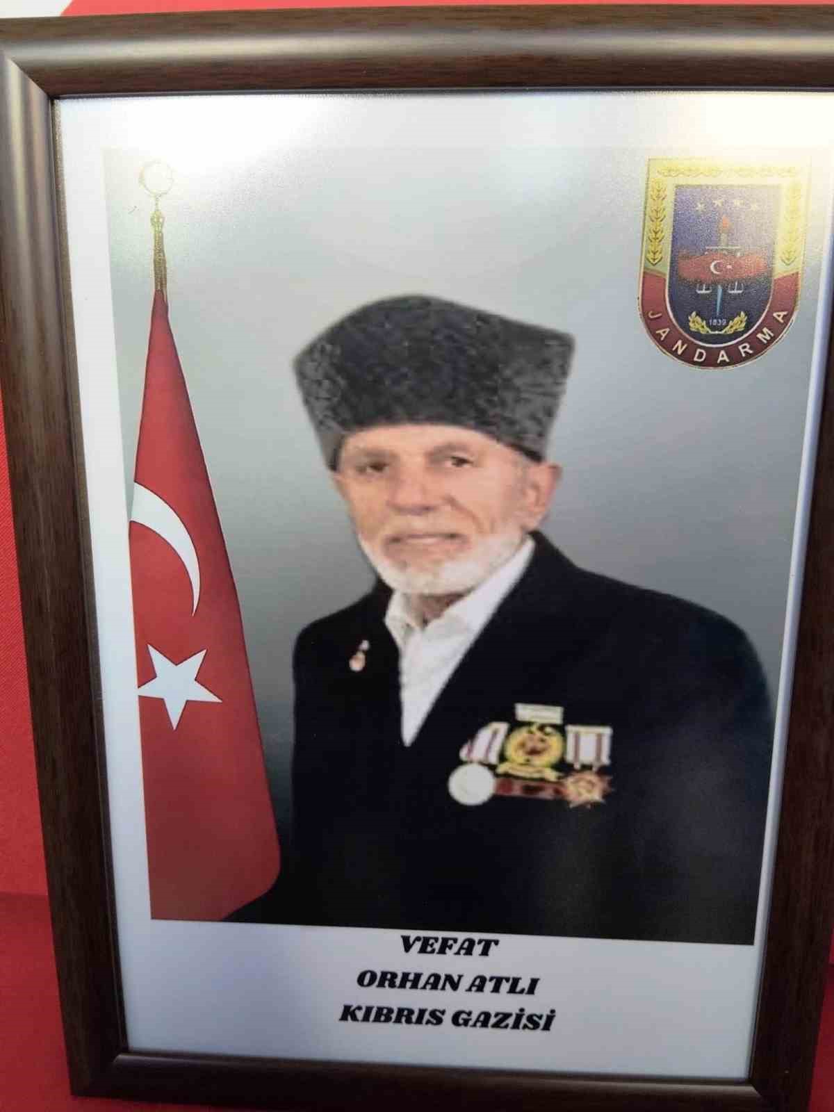 Kıbrıs Gazisi 73 yaşında son yolculuğuna uğurlandı
