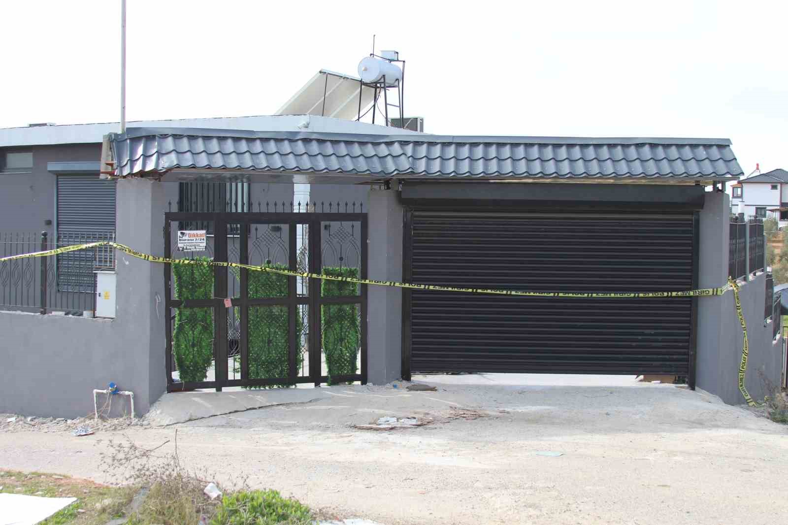 L&uuml;ks villadaki aile faciasında eski eşten son mesaj: "Geldiğinde, ben ve &ccedil;ocuklar &ouml;lm&uuml;ş olacağız"
