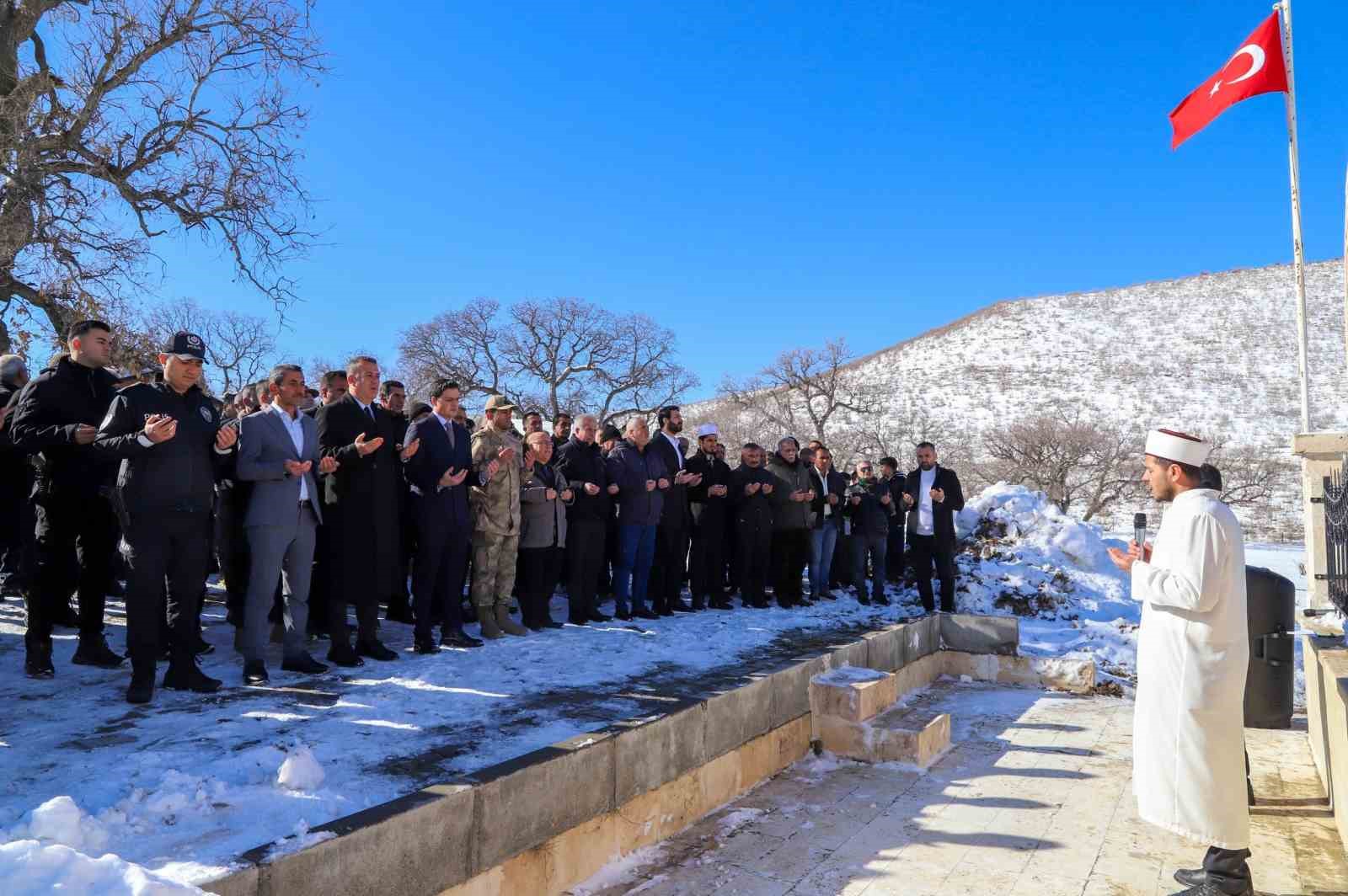 Mardin&rsquo;de PKK tarafından katledilen 21 şehit anıldı
