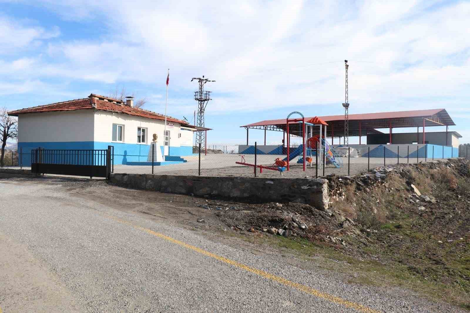 Bozdoğan’da sosyal tesisler yenileniyor