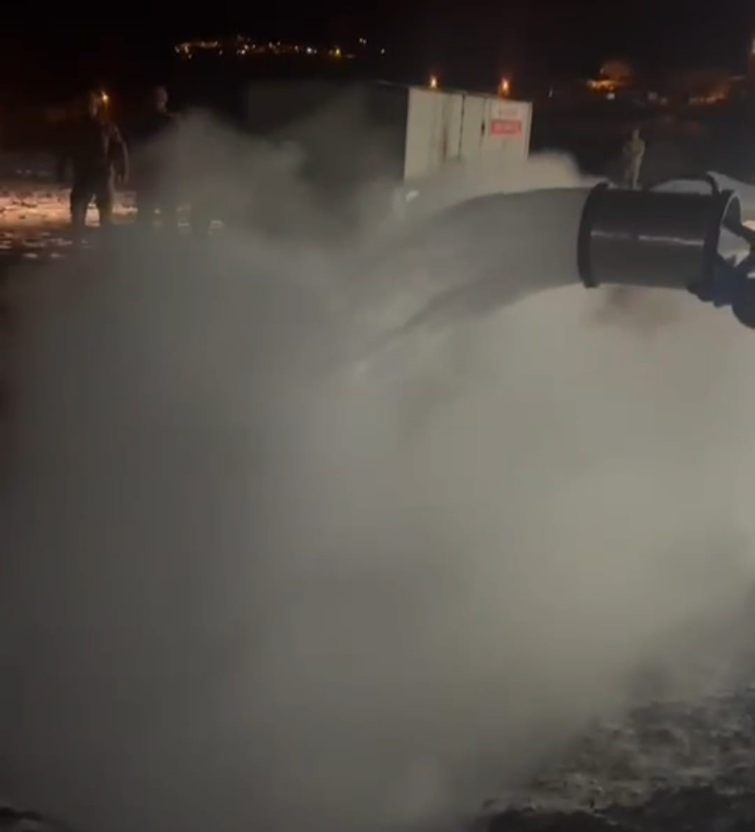 Batman&rsquo;da petrol kuyusunda &ccedil;ıkan yangın s&ouml;nd&uuml;r&uuml;ld&uuml;
