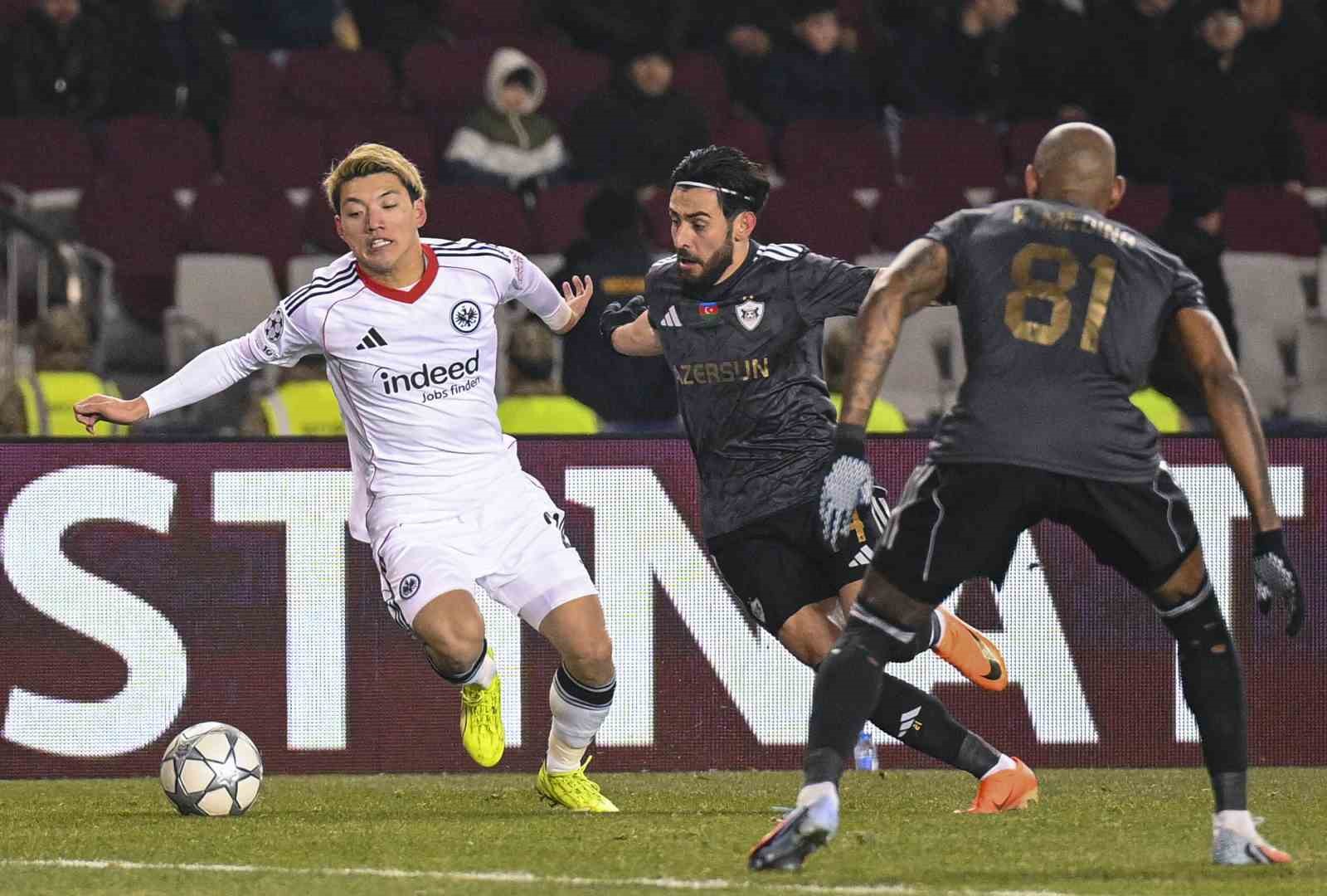 Karabağ, 90+4&rsquo;te Eintracht Frankfurt&rsquo;u devirdi
