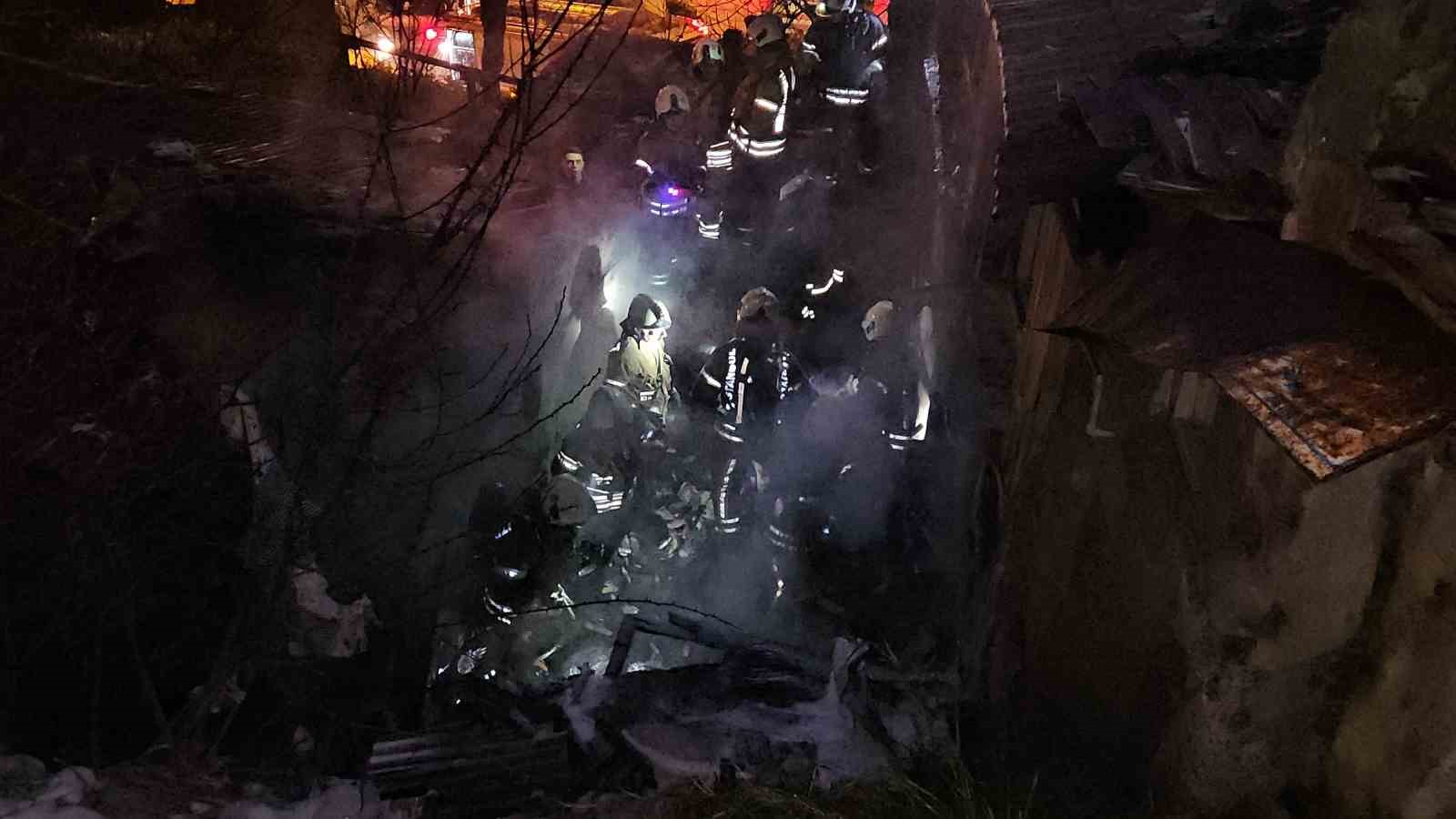 Eyüpsultan’da gecekondu yangını: 1 ölü 1 yaralı