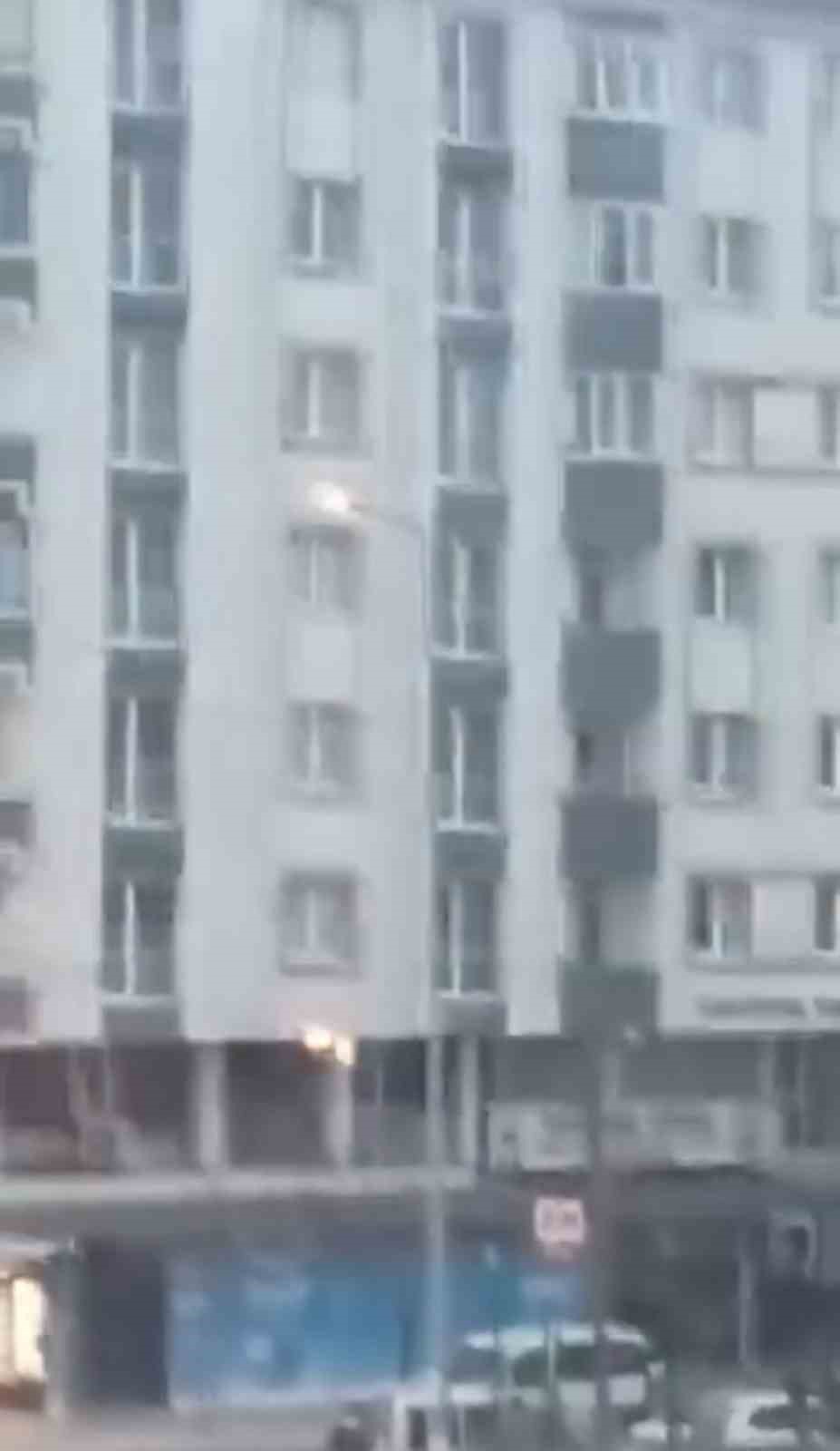 Tekirdağ’da elektrik telleri alev alarak kıvılcım saçtı