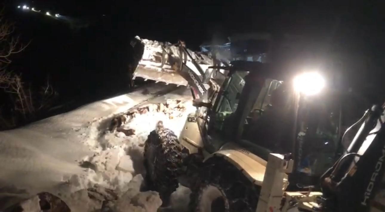 Yakacakları kalmayan köylülerin imdadına kaymakamlık yetişti