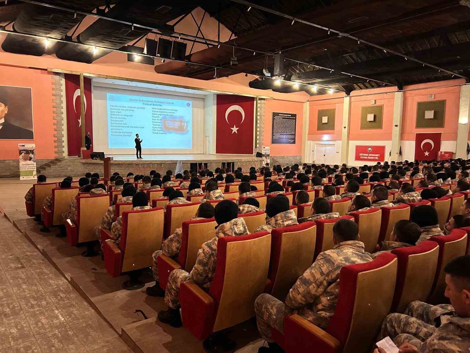 Kütahya’da erbaş ve erlere yönelik eğitim programı