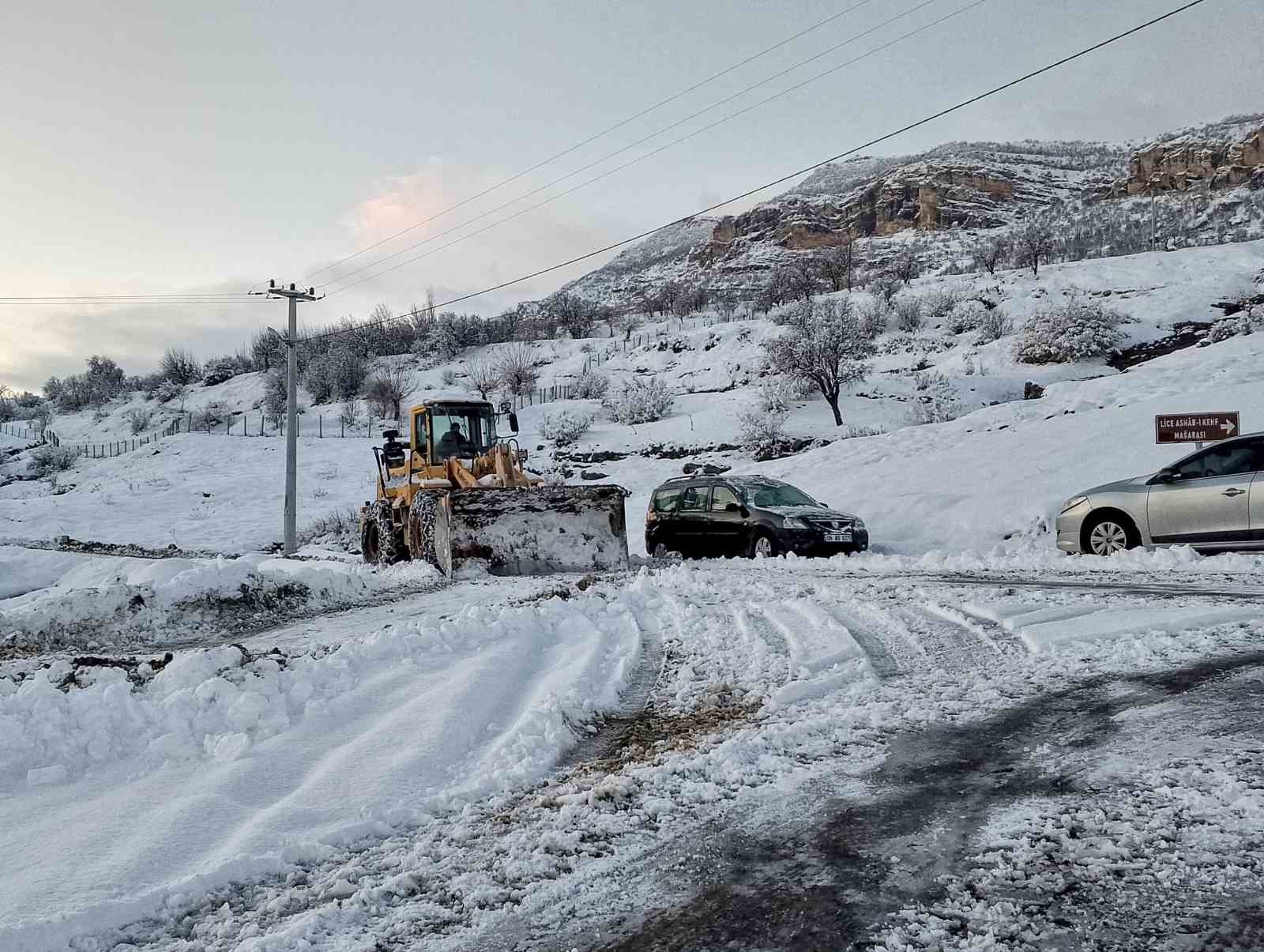 Diyarbakır’da kırsal mahalle yolları açılıyor