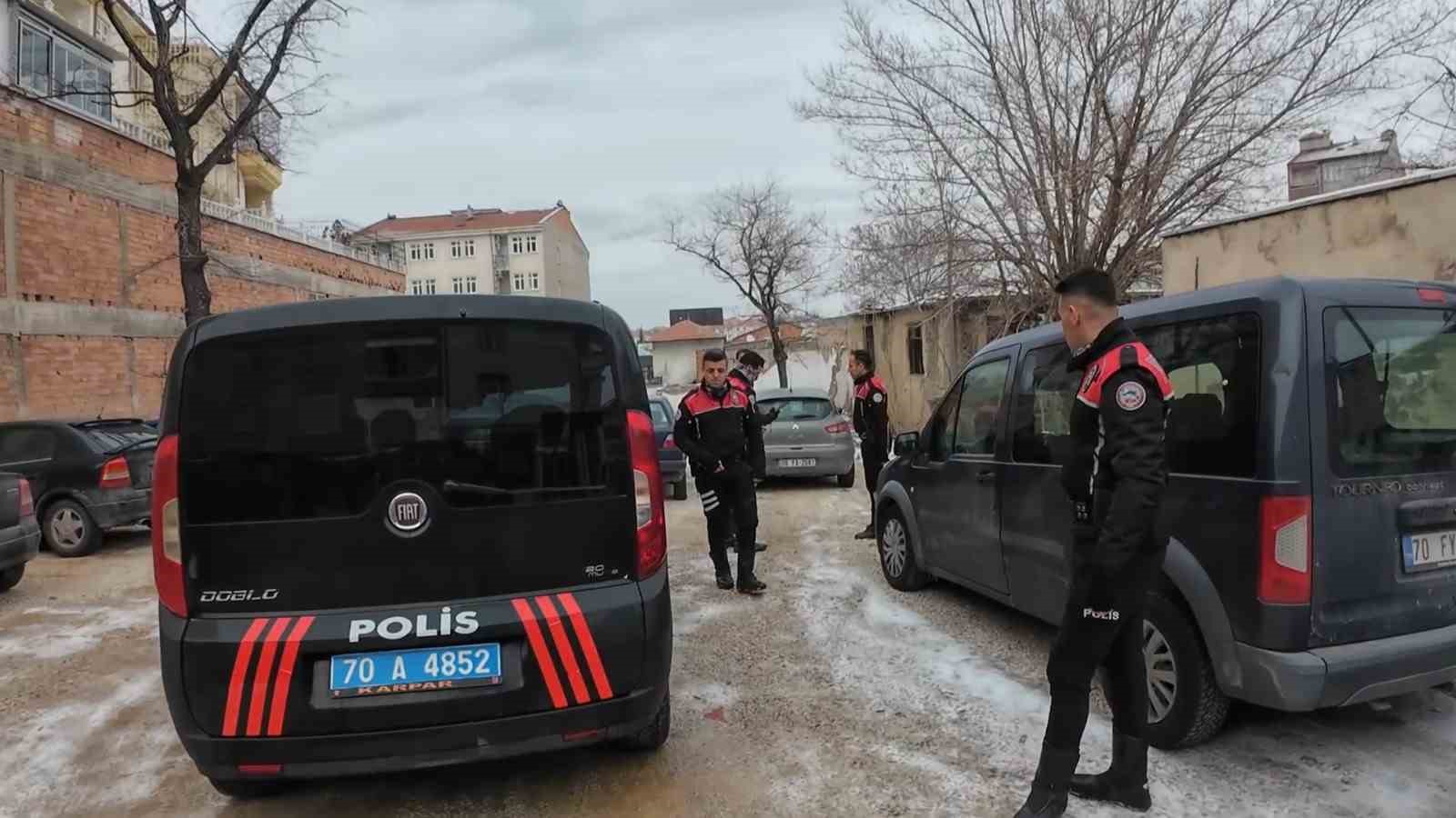 Karaman&rsquo;da polisten ka&ccedil;arken metruk eve tabanca atan 2 ş&uuml;pheli yakalandı
