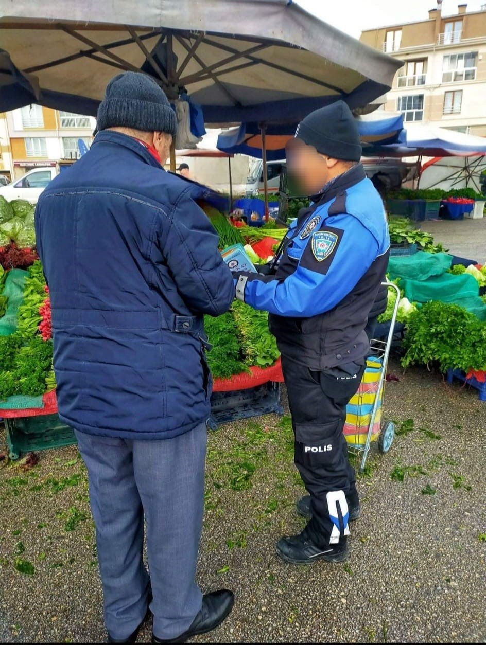 Polis, binlerce kişiyi hırsızlık ve dolandırıcılık olaylarına karşı bilgilendirdi